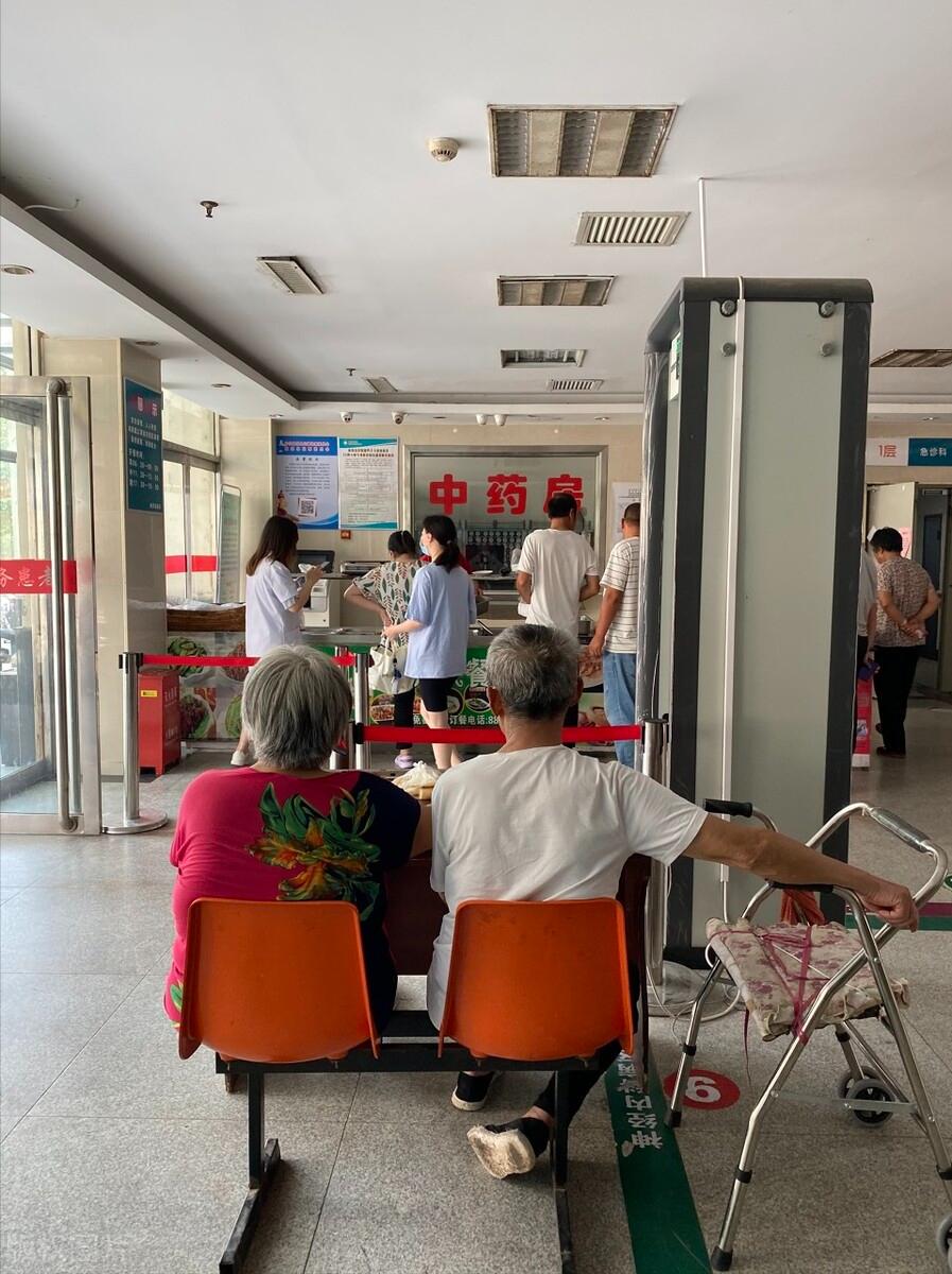 同仁医院黄牛跑腿代挂-号贩子有偿代诊业务已开通疫情解决看病难题的简单介绍