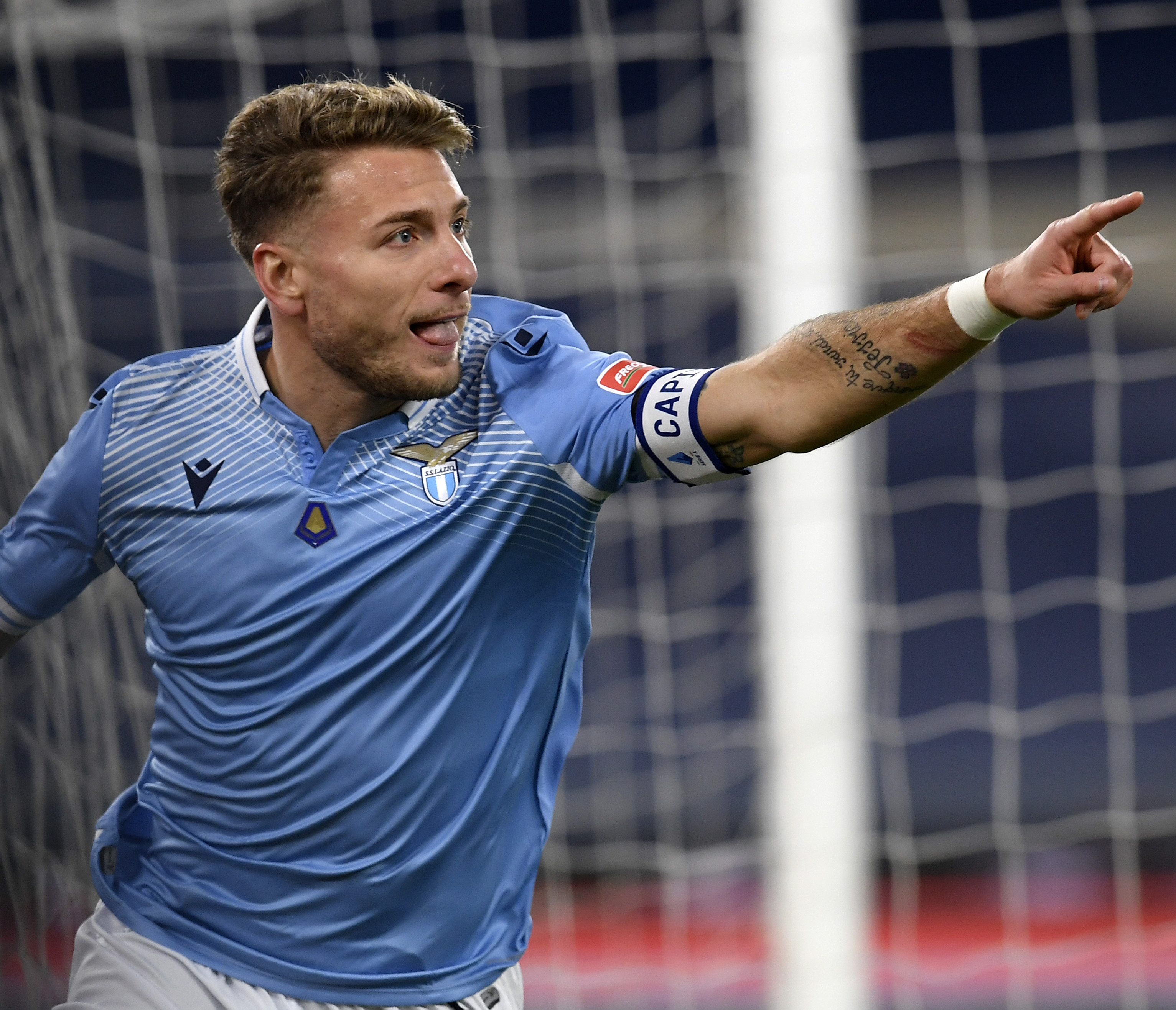 足球——意甲:拉齐奥胜罗马