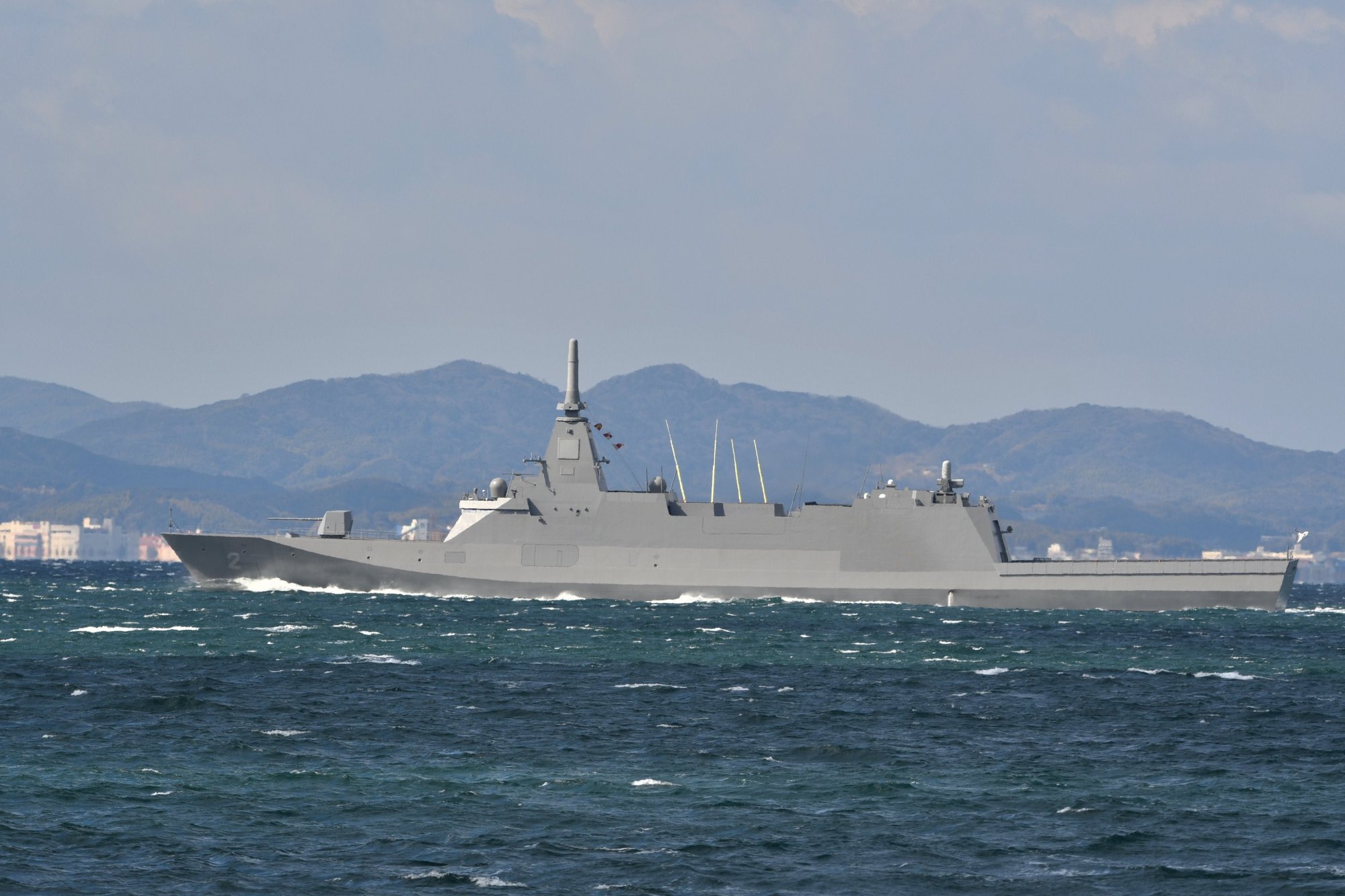 最上级护卫舰"熊野"(くまの)号