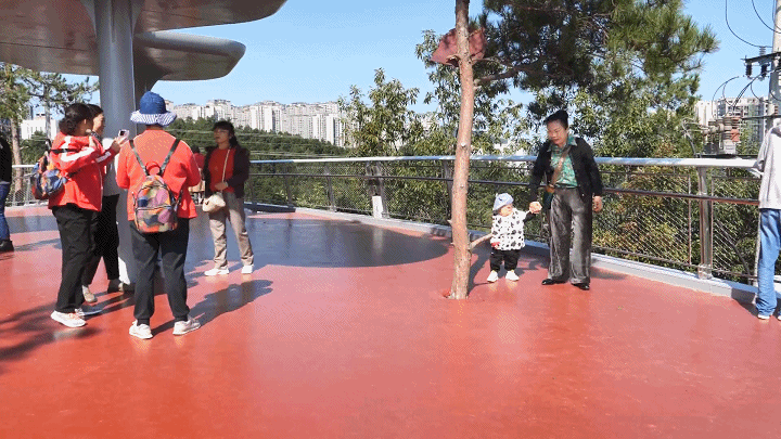 0b39854b57efb2956ed5e545bfe93e38.gif