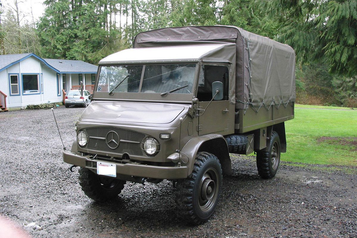 最强陆地越野车!传说中的奔驰乌尼莫克为何能卖到300万?