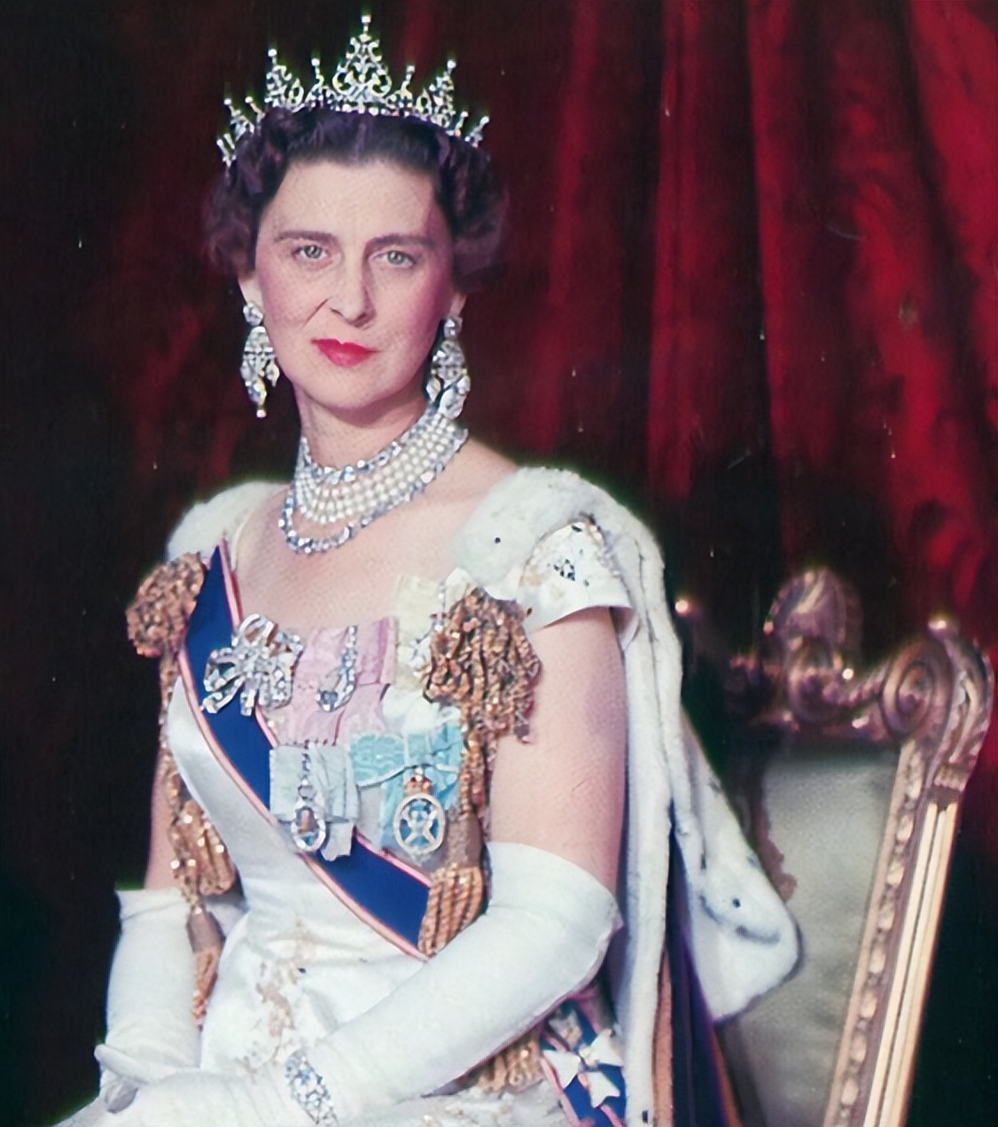 "温莎六美"之玛丽娜公主:英王室最后的蓝血儿媳,结婚8年守寡