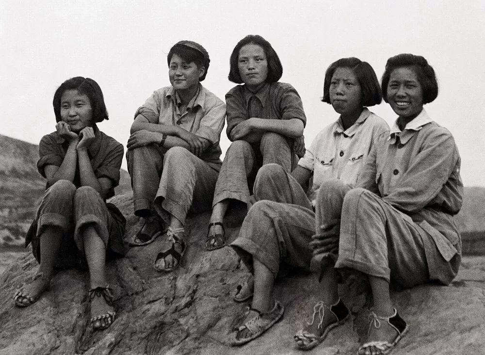 军统美人嫁给农夫30年,死后遗书揭开真相,丈夫吓得报警