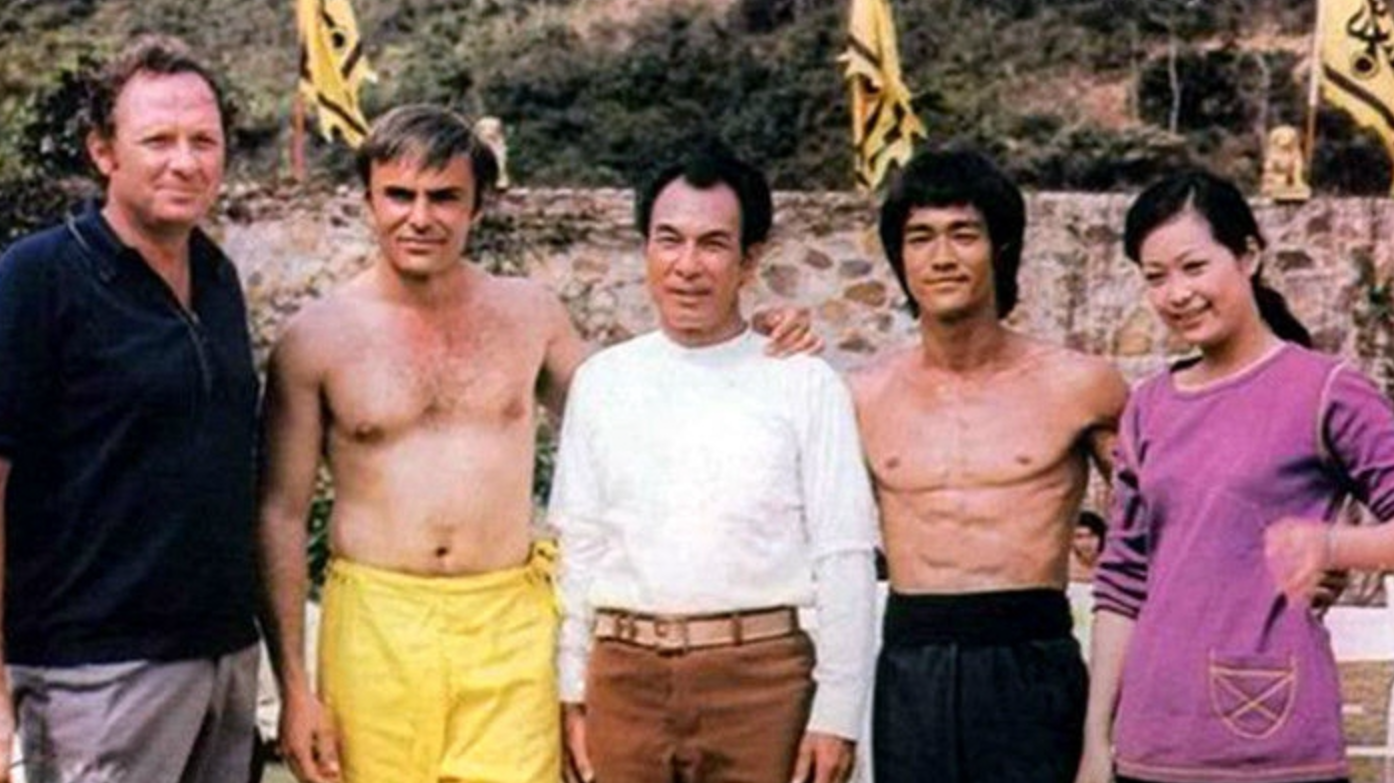 石坚也松了一口气,事后他接受采访时表示,还好李小龙并没有因此与他心