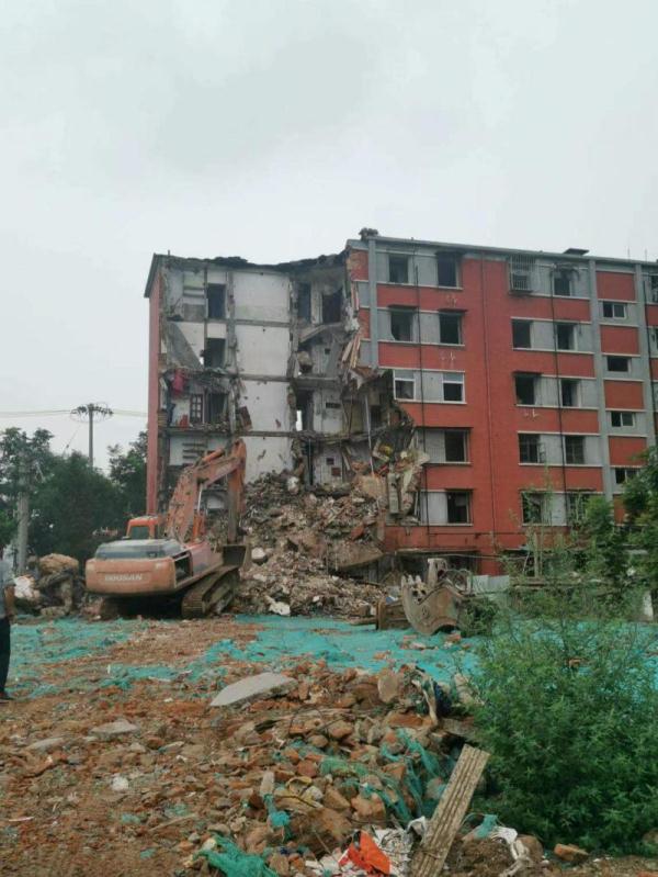 大红门苗圃西里1,2号楼拆除 北京地铁8号线与地铁10号线将实现换乘