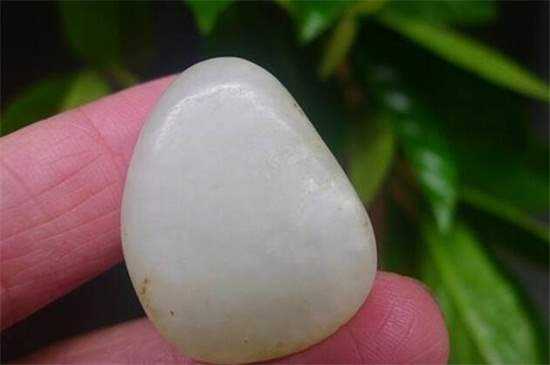 韩料和田玉有棉絮(和田玉韩料有油性吗)