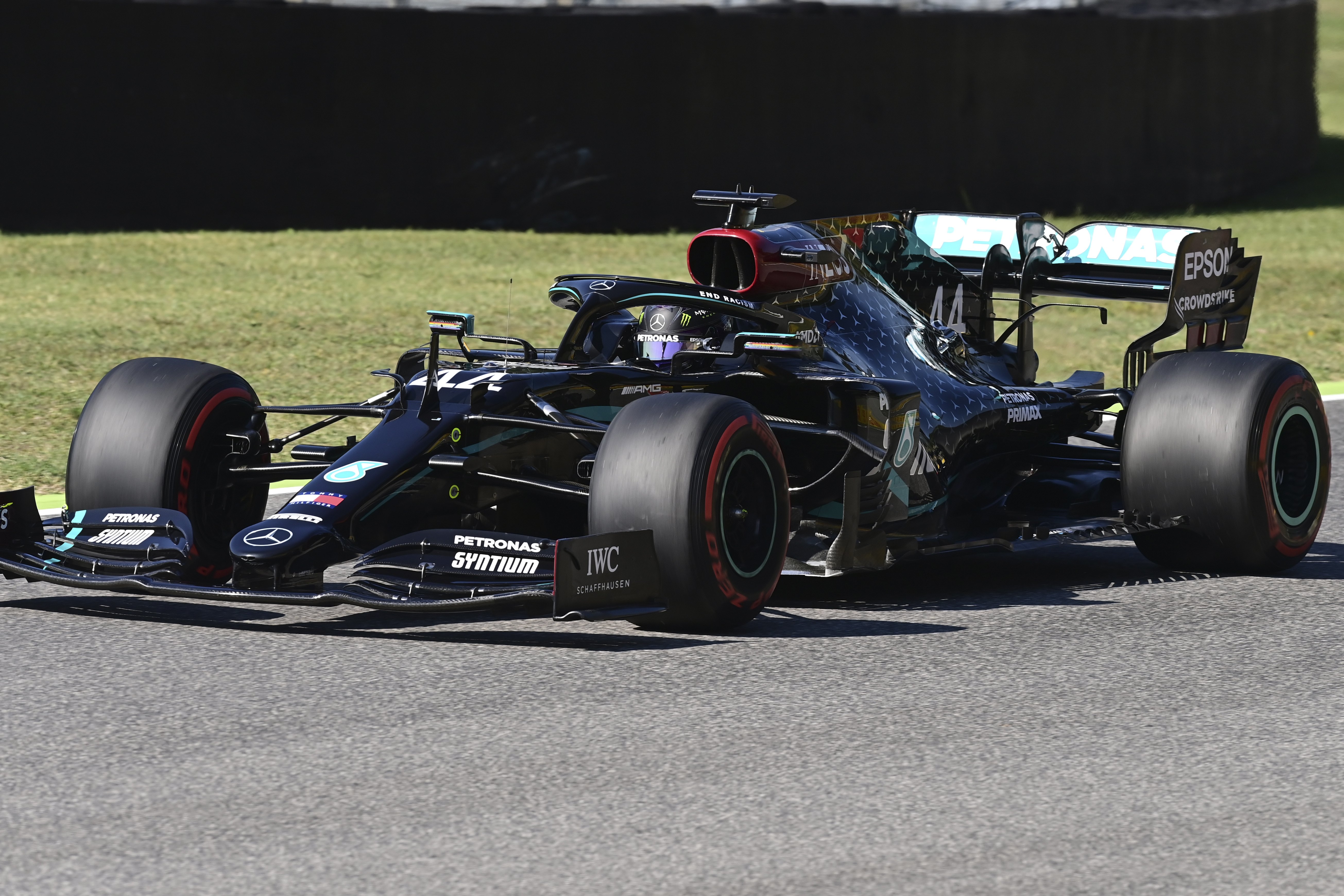 赛车——f1托斯卡纳大奖赛:汉密尔顿获得杆位(2)