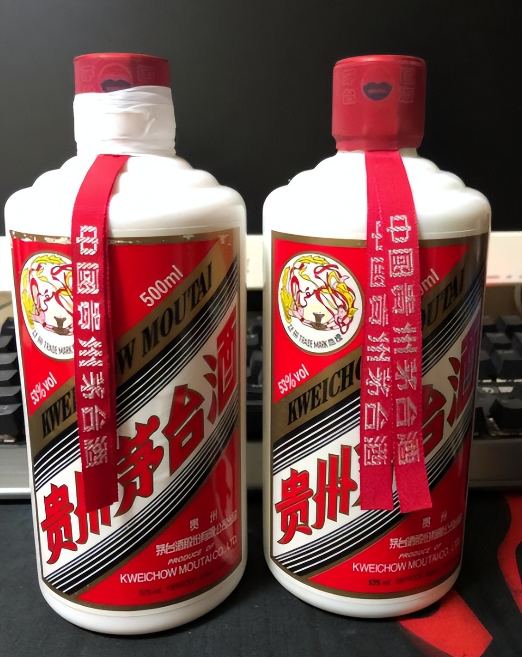 茅台为什么要系上红飘带?