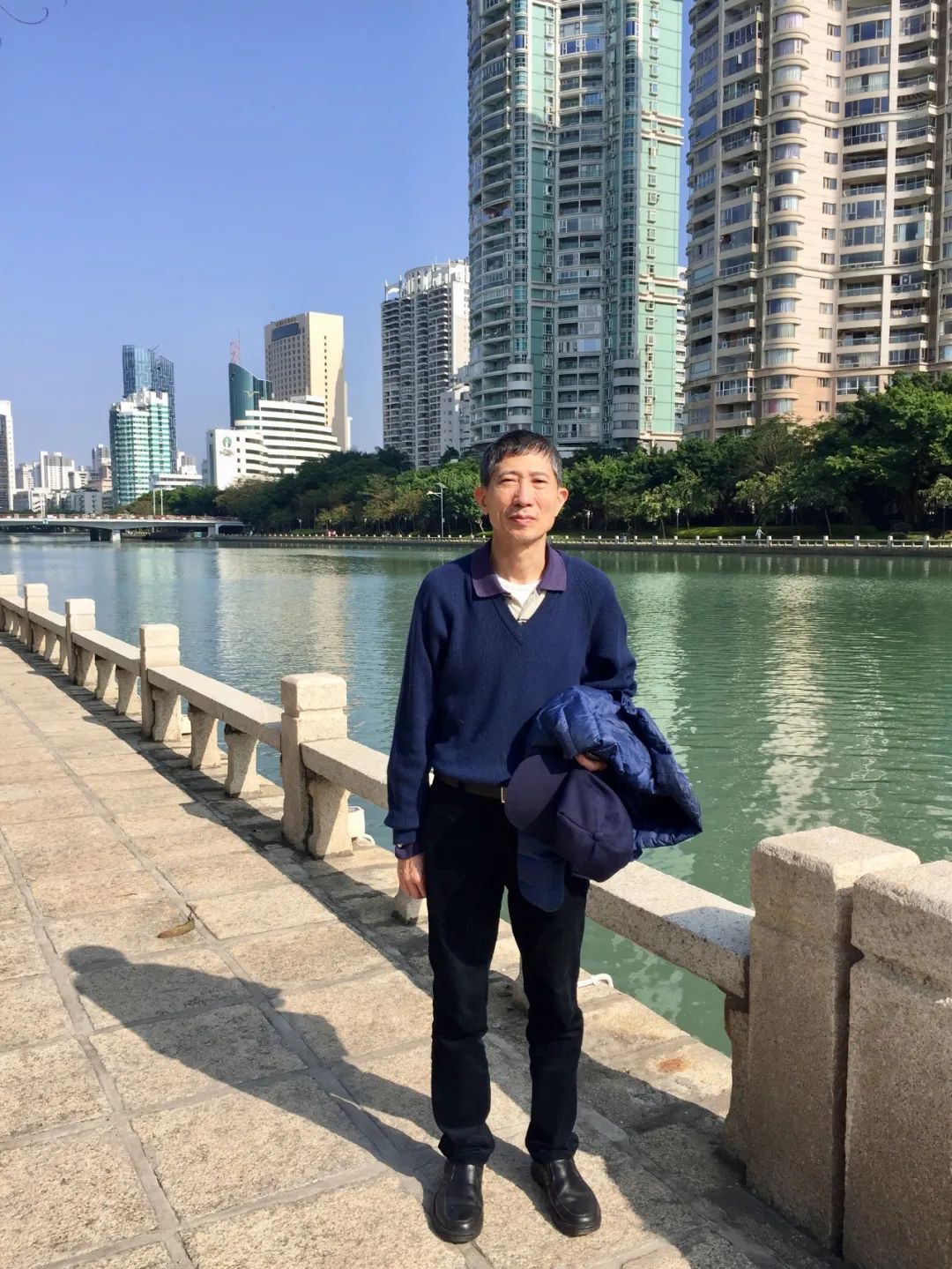 "国宴国酒艺术茅台"——中国著名诗人练华