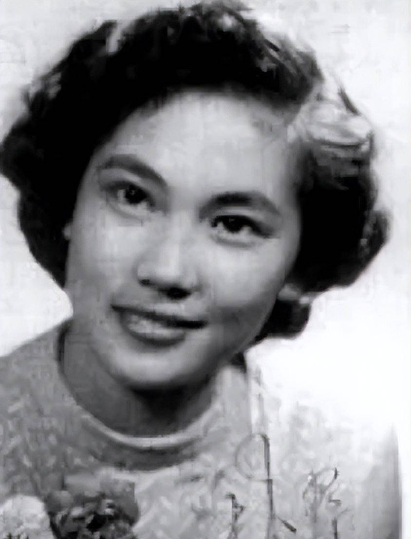 世上再无黄药师!老戏骨曾江离世,生前三任妻子一个比一个美