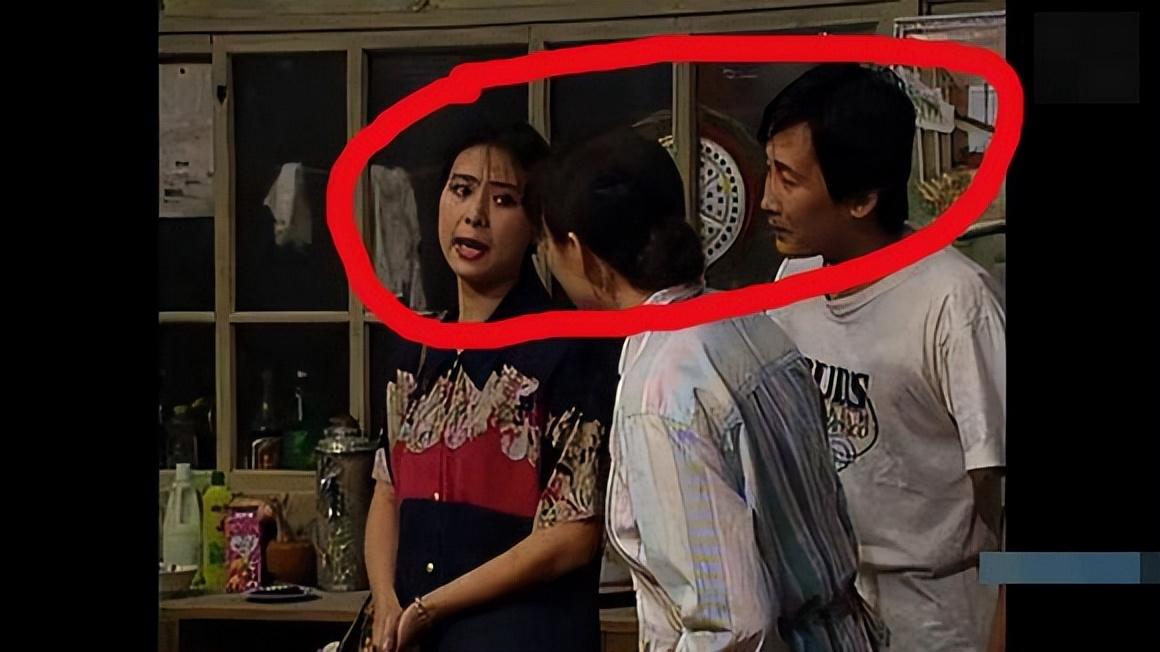 1988年,米家山导演准备筹拍《顽主》,孙凤英拿到了"林蓓"这个角色,但