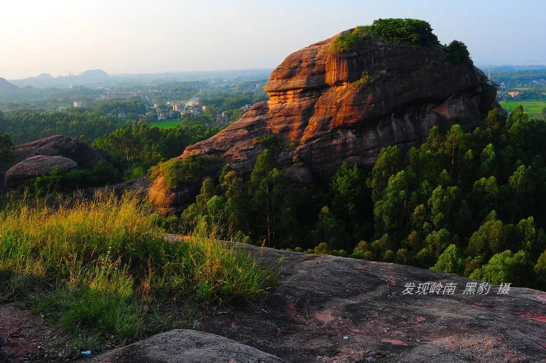 自然奇观!带您深入探索广州最近的丹霞地貌!