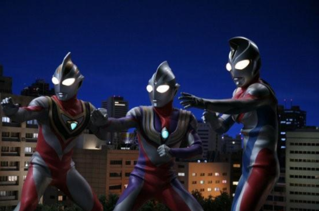 奥特曼:杰尼斯组合v6将在11月解散,长野博有望再次变身成迪迦!