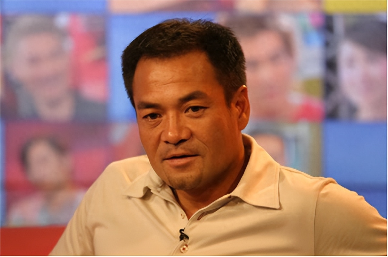 尤勇智这个名字可能会让很多中年人觉得既熟悉又陌生