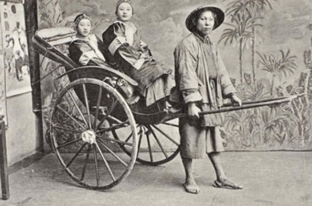 真实民国"黄包车夫":像牲口一样,跑到衰竭而亡,很难活到40岁