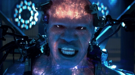 意外发生了,他被1万伏的电压击中, 不小心掉入了饲养变异电鳗的水缸中