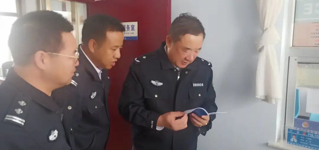 教育整顿 | 孟志军调研员深入化德县公安局督导检查教育整顿工作