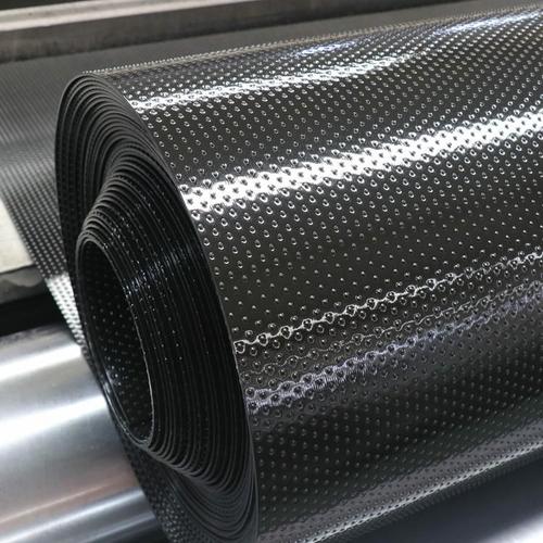 hdpe柱点糙面土工膜的应用