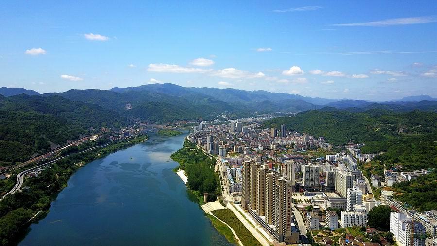「绿水青山」陕西石泉:舞动山水百业兴