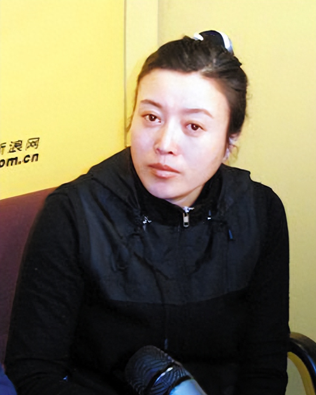 回顾演员丁嘉丽:两段婚姻伤人伤己,对不起一双儿女,今潜心向佛