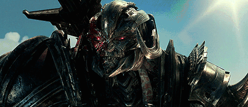 重生的至尊后裔擎天柱给又单杀了,威震天复活之后又被虐了