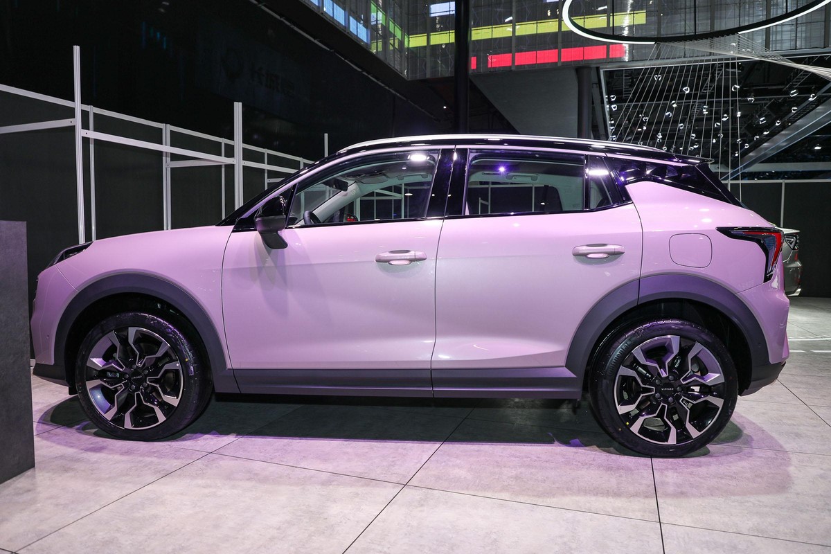 搭载四缸发动机,对标本田缤智,领克06新车型申报图曝光