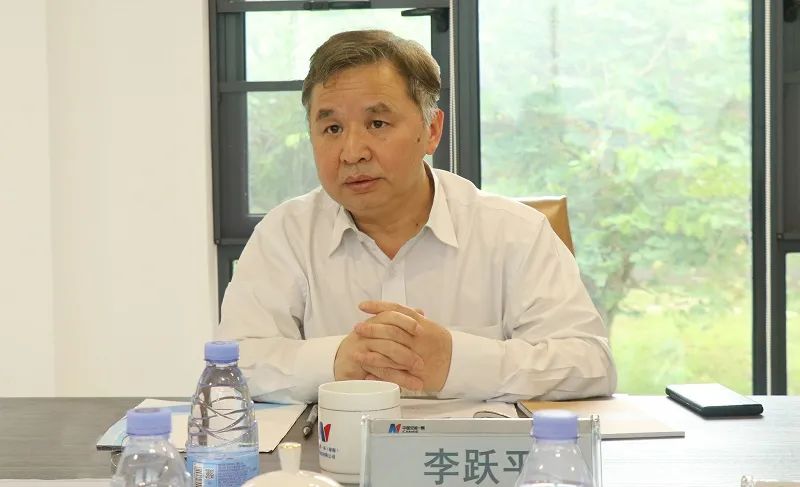 李跃平到海南公司调研指导工作
