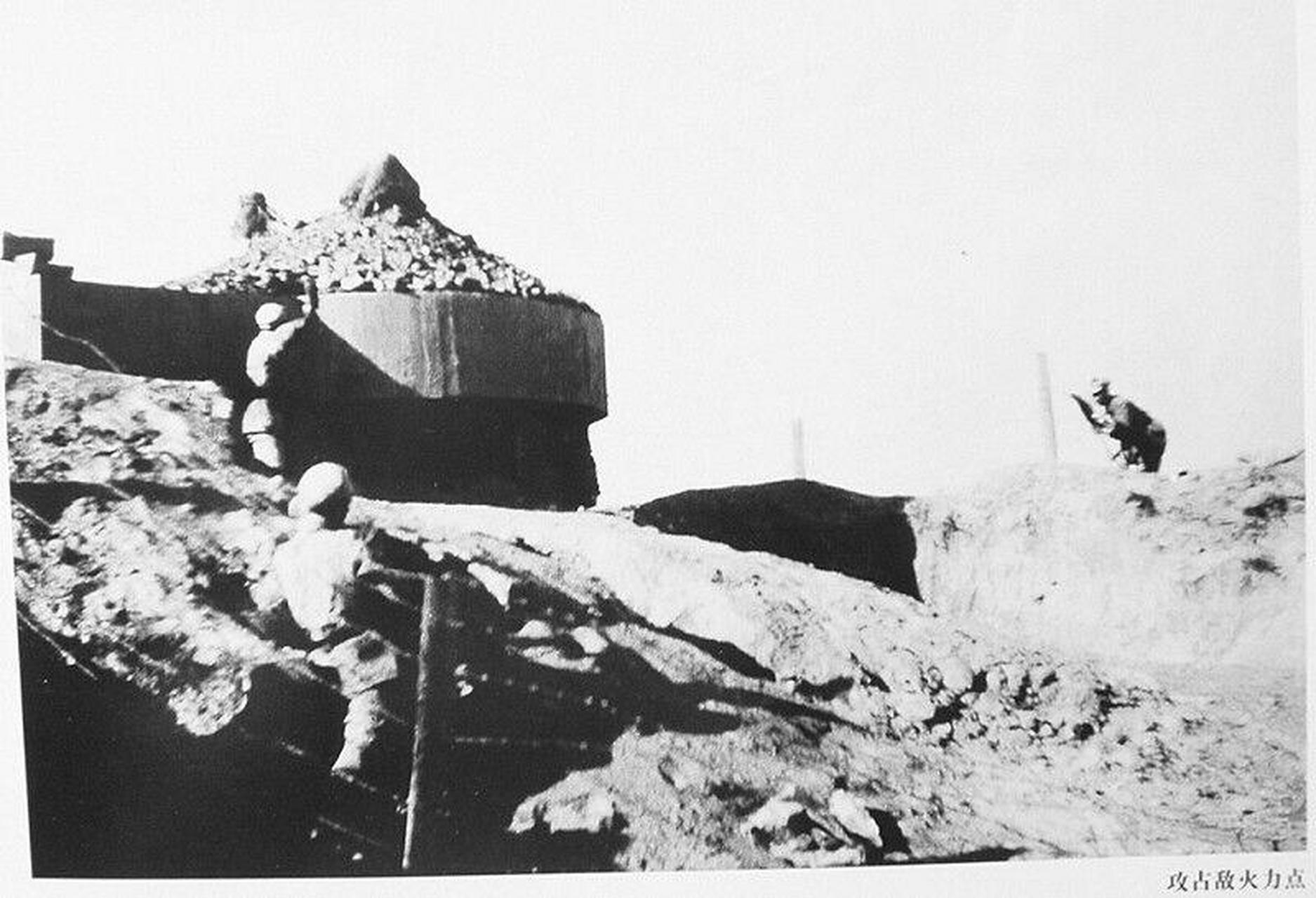 厦门战役,班长俘虏蒋军师长,周志坚批示:官升两级