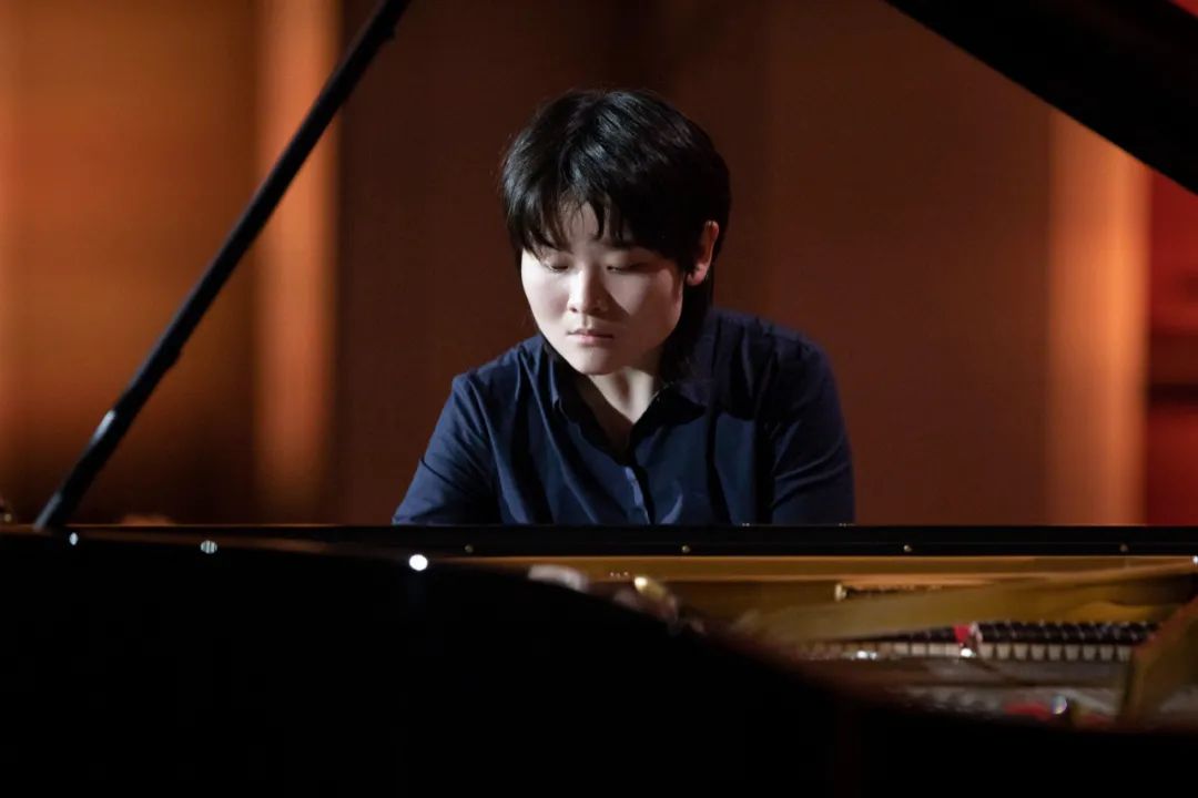 95后毛宣懿让世界再次看到中国钢琴界新生代水准