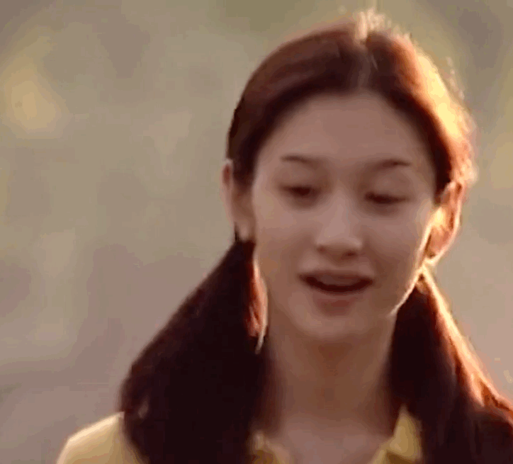 还记得李小冉吗她14岁的时候就这么美啦