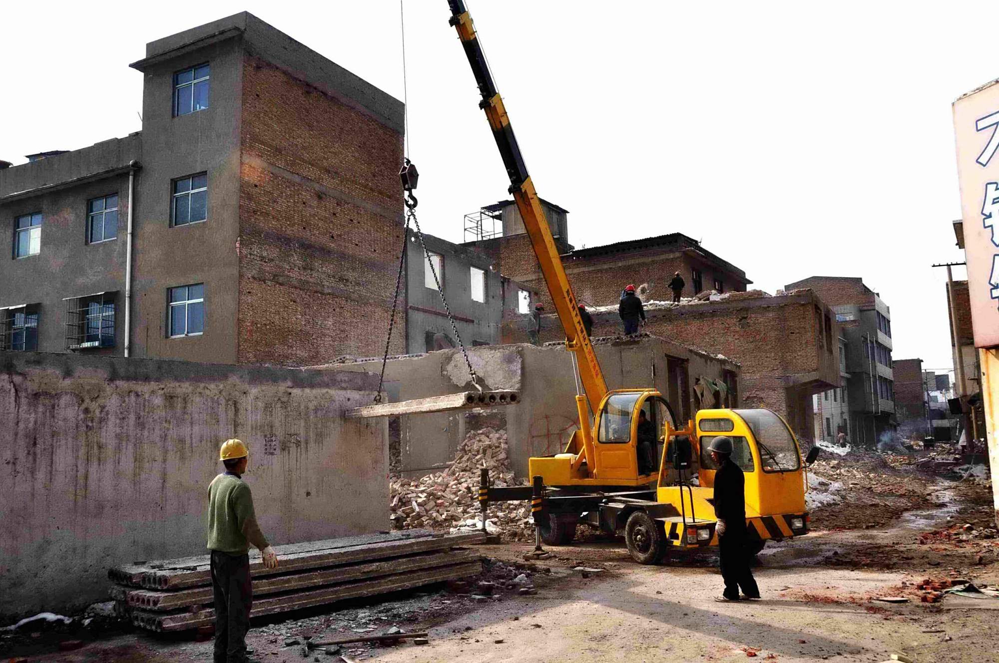 今年农村准备拆除老房子?3个问题要注意!这些旧房将坚决拆除