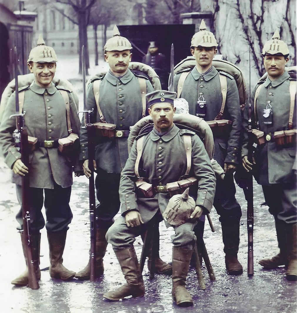 一战时期,德国士兵的头盔普遍都带尖铁吗?