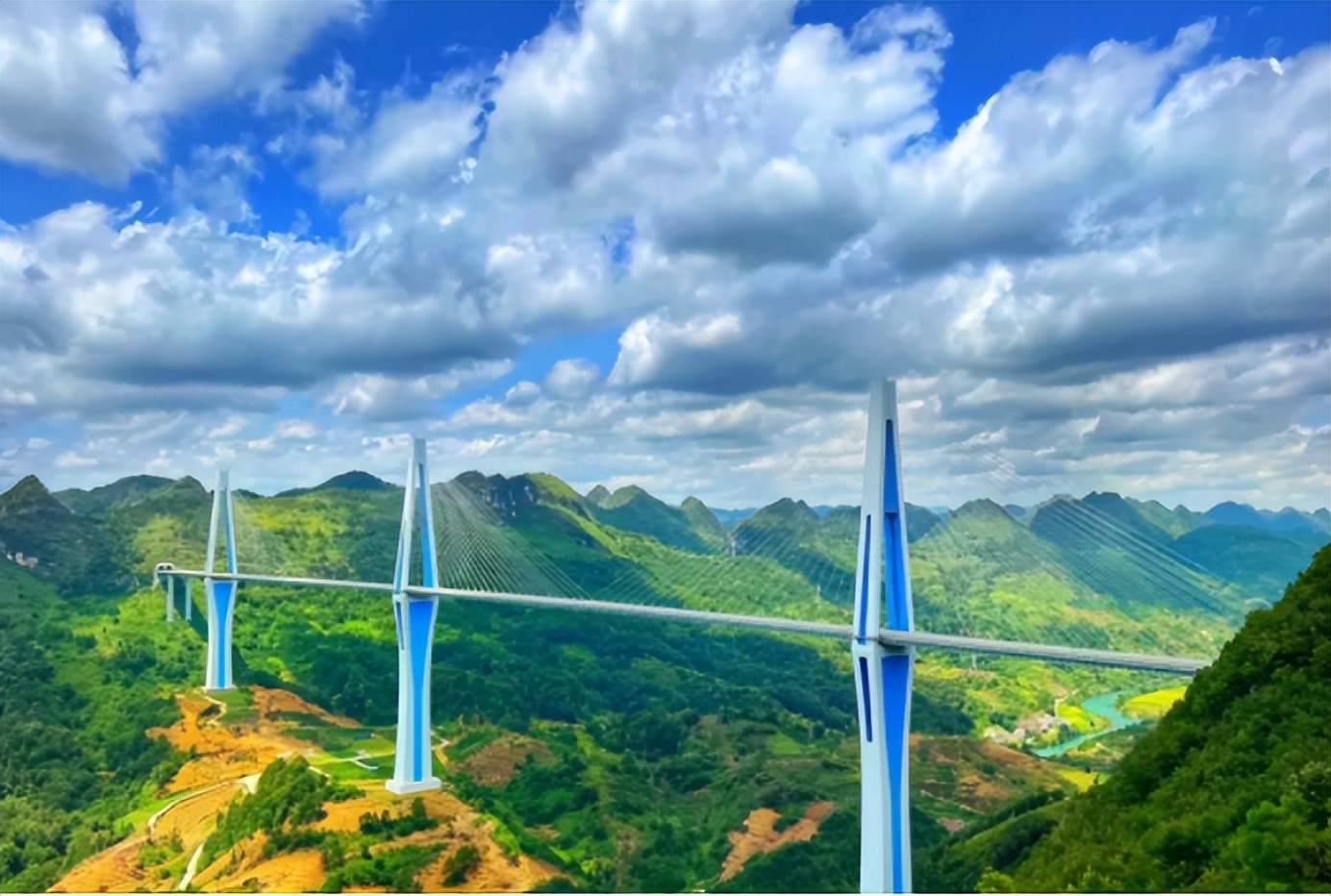 我登上了世界第一高桥丨到"天空之桥"感受"夜宿星空下,晨起彩云间"