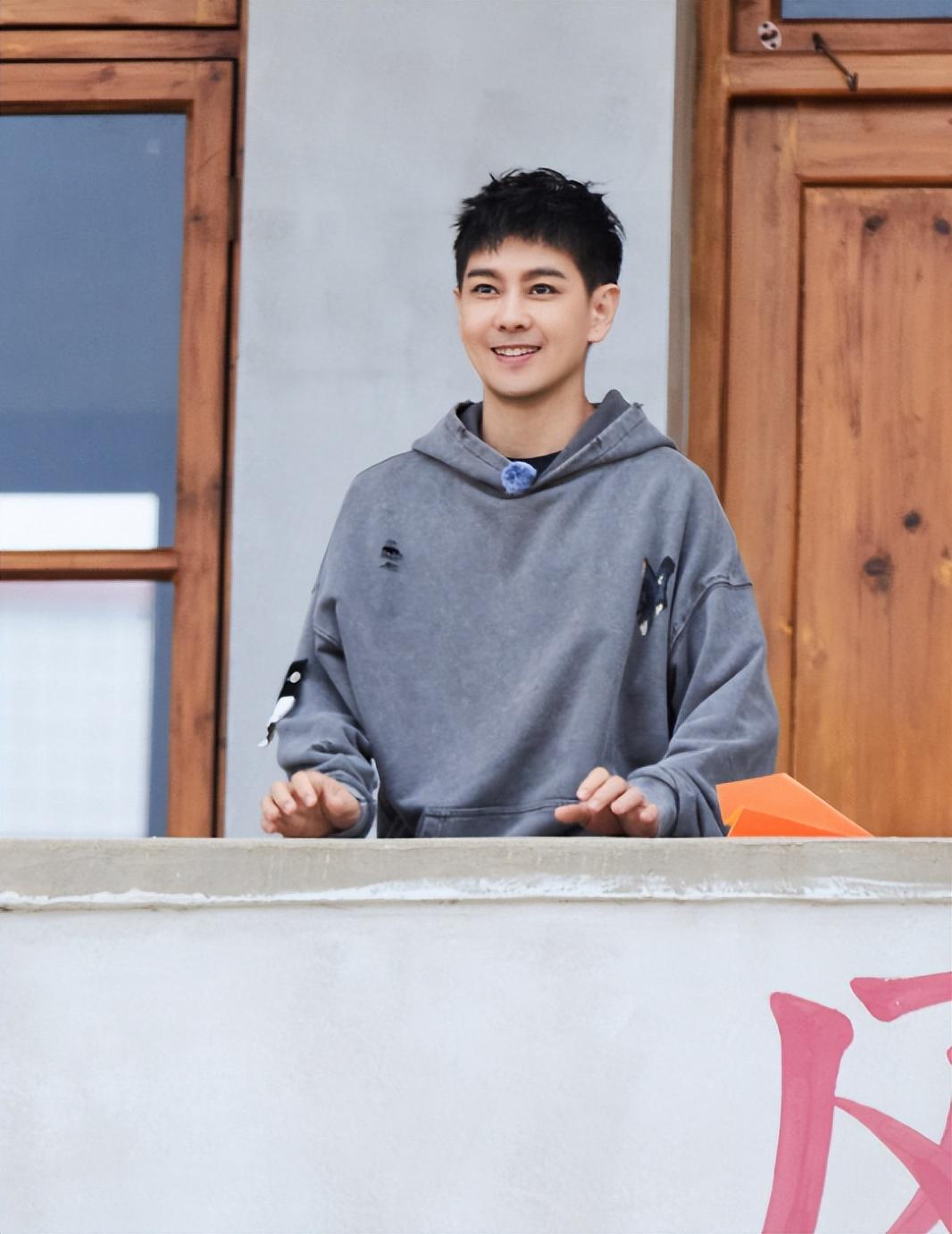 林志颖14岁儿子近况曝光,kimi说话没有台湾腔,声音被指像王俊凯