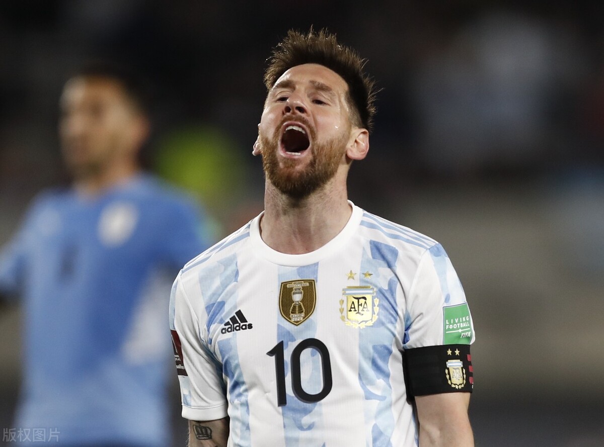 6分钟2球阿根廷击倒乌拉圭!梅西第80球创历史,德保罗传射