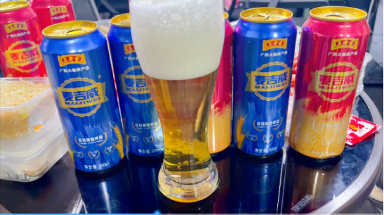 王老吉啤酒纯正原浆精酿,全新风味更诱人