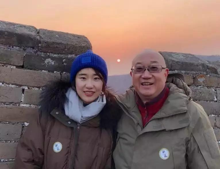 "闹心,害我入狱的前妻去世,要我主持追悼会",冯仑的建议绝了