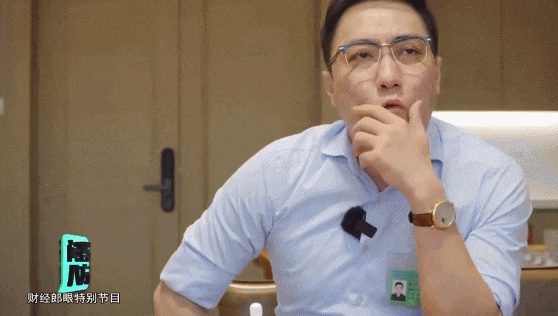 这男宝拍的马屁,熏到我了