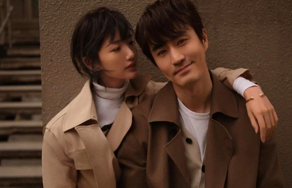 杨玏王玉雯恋情再添实锤?不惧10岁年龄差,手牵手画面曝光太甜蜜