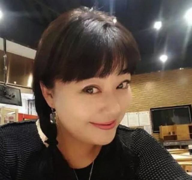 51歲李菁菁自曝患癌,曾陷詐騙風波,3段婚姻全是小鮮肉