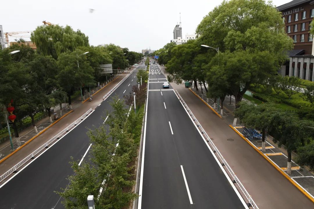 道路翻新完工 延庆东外大街大变样