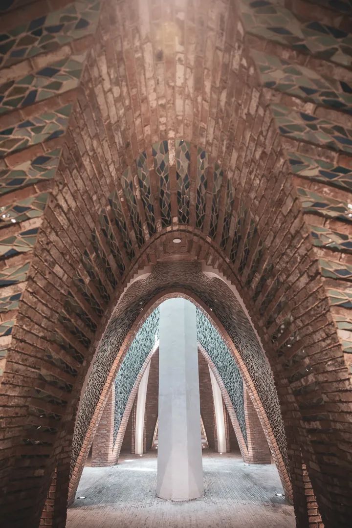 石丕民|探访玛丝菲尔新总部基地,用镜头谱写建筑艺术美学