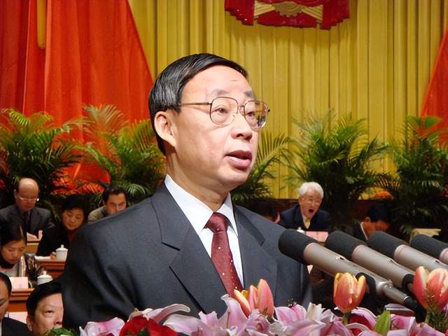 林树森:曾任贵州的省长,一生政绩卓越,退休后在大学当教授