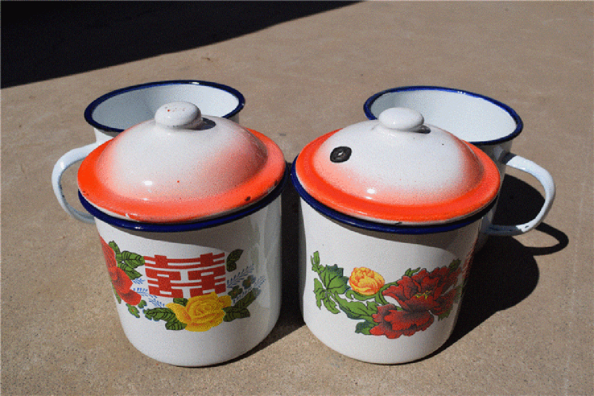 七八十年代,家家都使用的搪瓷餐具,为何现在很少人用了?