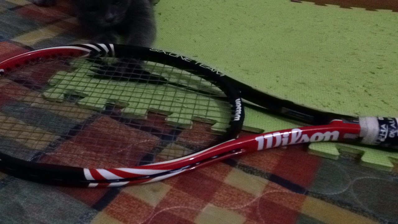 网球拍穿线磅数是多少?