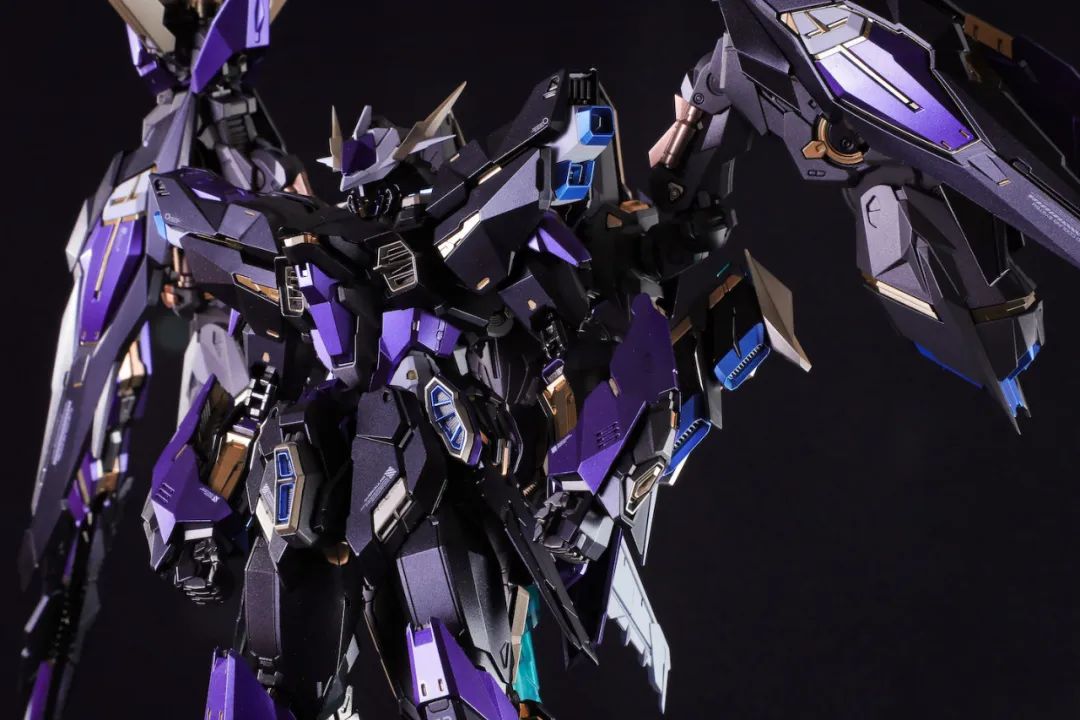 「佳作」零重力审判 黑紫金改色