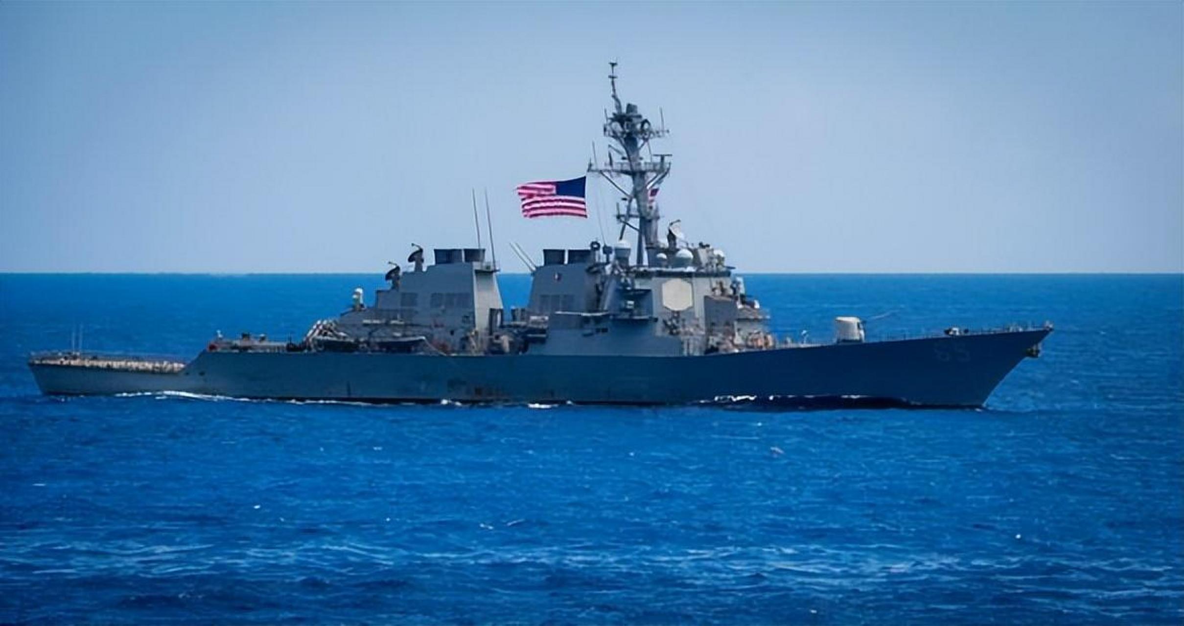 近期,中方使用了一个在此类争端中极其罕见的词语——"炮舰",以定义