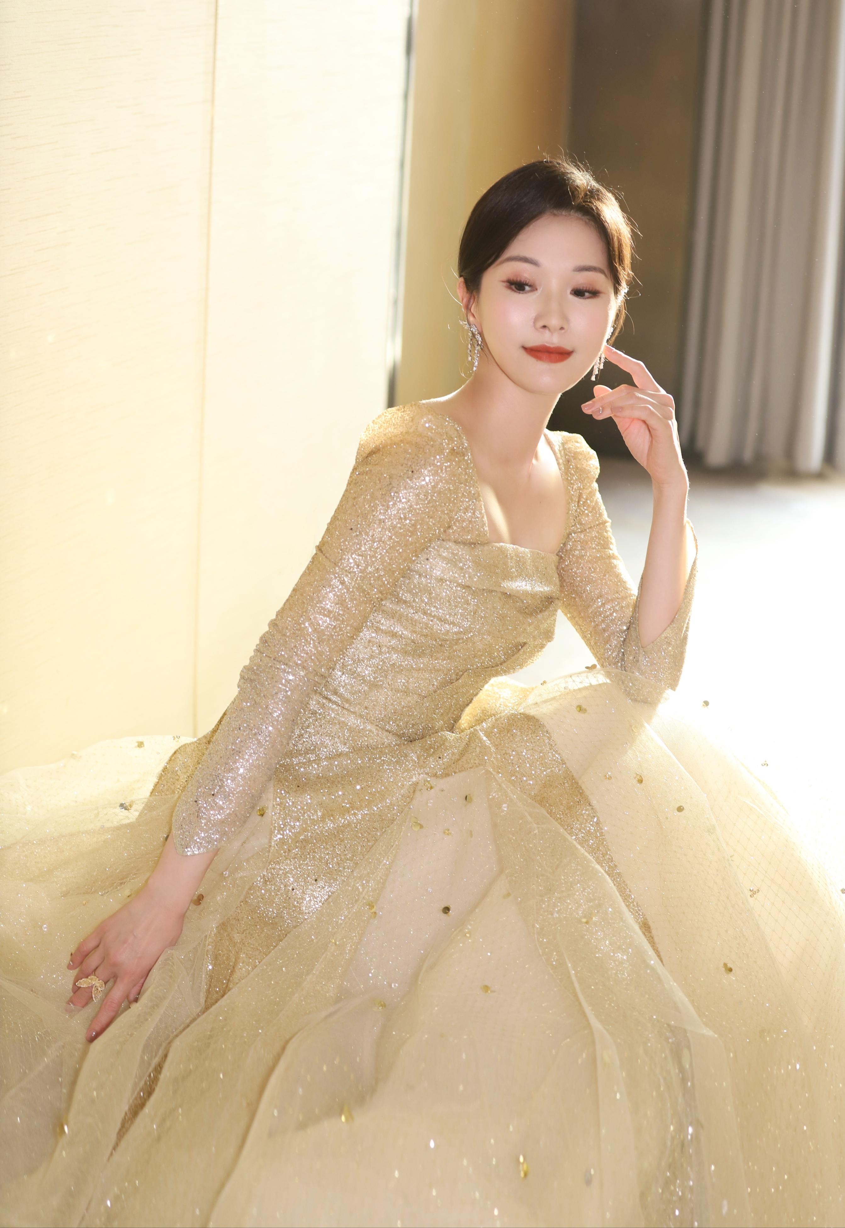 电影频道m榜暨中国电影大数据盛典 谢映玲担纲主持表现亮眼