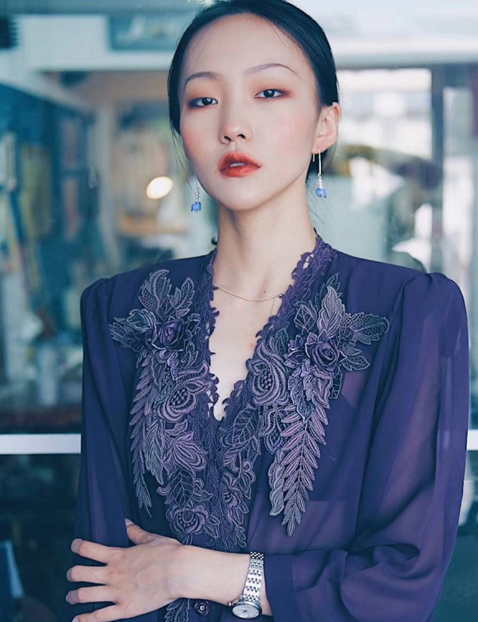 4300万粉丝的邵宇轩,首次直播不卖货,关闭打赏,网友:人间清醒