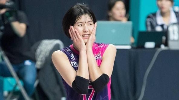 韩国排球甜心李多英:知人知面不知心,清纯外表下藏着可怕秘密
